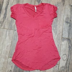 S&S inc pocket rounded hem tshirt in hot pink  size XS/S